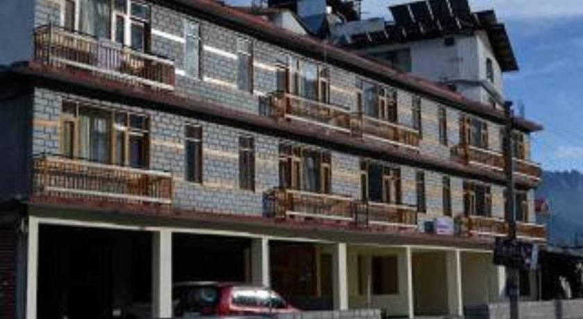 Hotel Prini Inn Manāli Exteriör bild